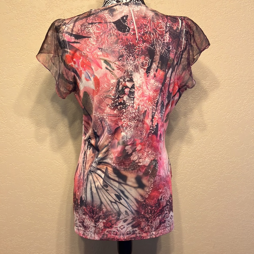 🎁2/$12  UNITY WORLD WEAR MED CAP SLEEVE PINK & BLACK WITH COPPER DETAILING TOP - Picture 3 of 8